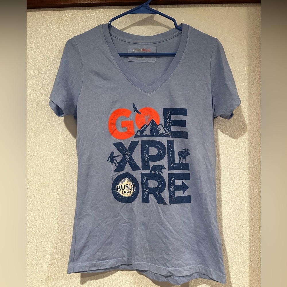 NWOT “Go Explore” Busch Light T-Shirt